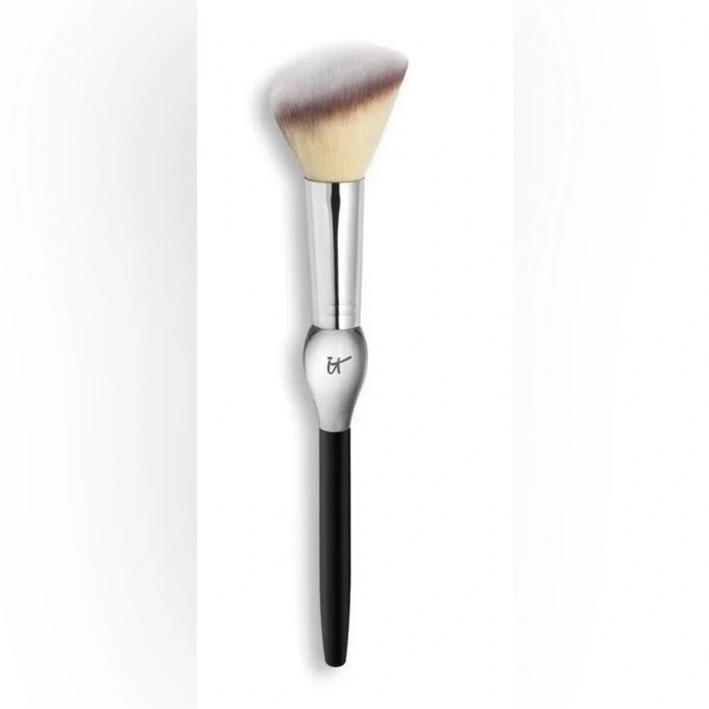 NEW - It cosmetics HEAVENLY LUXE™ FRENCH BOUTIQUE BLUSH BRUSH #4